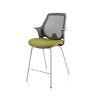 Chaise de bureau moderne en maille respirante avec accoudoirs fixes, repose-pieds croisé, base en acier blanc thermolaqué et soutien lombaire intégré