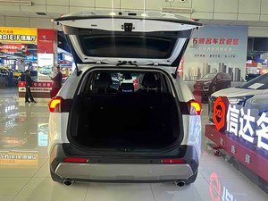 SUV <span class=keywords><strong>Toyota</strong></span> <span class=keywords><strong>RAV4</strong></span> Rongfang 2.0L CVT à deux roues motrices, confortable et élégant pour les trajets quotidiens - Product Image 5