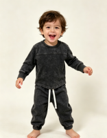 Ensembles Jogging Garçons Cool en Gros – Tenues Premium Effet Délavé Acide : T-shirt Manches Longues et Pantalon Jogging (2 Pièces)