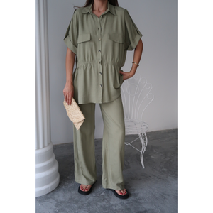 Conjunto de 2 Piezas de Lino Verde, Top Informal Sólido y Pantalones con Cintura Ajustable con Cordón, Corte Ajustado para Atuendos de Verano - Product Image 4