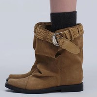 Nouvelles bottes pour femme mi-mollet en daim tressé, style Mellard vintage-chic, inspirées du denim Sabbe, pour l'automne.