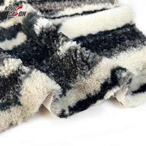 Precio de fábrica 100% poliéster estampado personalizado Color Sherpa tela polar para manta almohada cojín <span class=keywords><strong>abrigo</strong></span> trapos bebé adulto mascotas - Product Image 2