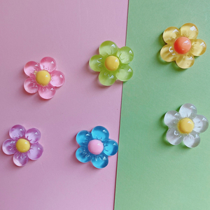 Accessoires de bricolage pour bijoux, épingles à cheveux, breloques en résine transparente en forme de fleur, miniatures, pour la création de broches, de coques de téléphone faites à la main et d'aimants de réfrigérateur - Product Image 1