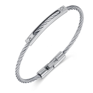 <span class=keywords><strong>Bracelet</strong></span> Câble Simple en <span class=keywords><strong>Acier</strong></span> Inoxydable Plaqué <span class=keywords><strong>Or</strong></span> 18K pour Hommes <span class=keywords><strong>et</strong></span> Femmes, Chaîne Torsadée, Cadeau Bijou - Product Image 2