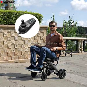 重量16kg 折りたたみ式 軽量アルミ合金製 電動車椅子 180Wデュアルモーター 航続距離12km 6AHリチウム電池搭載 障害者・高齢者向け - Product Image 2