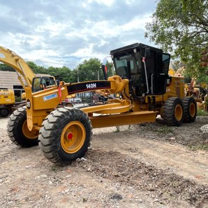 รถตักดินมือสอง Caterpillar CAT 140H ราคาถูก รถตักดิน CAT 140H มือสอง สภาพดี พร้อมขาย มีสินค้าในสต็อก - Product Image 2