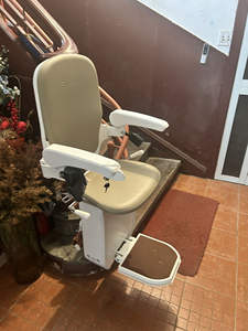 <span class=keywords><strong>Monte</strong></span>-<span class=keywords><strong>escalier</strong></span> incurvé à faible bruit pour usage domestique, offrant une mobilité sans effort - Product Image 5