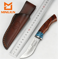 Couteau de chasse d'extérieur avec lame en acier Damas et manche en bois pour le camping