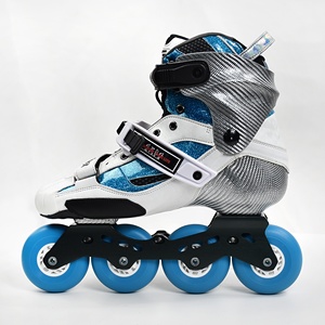 Patins à roulettes à coque rigide en fibre de carbone bleue pour adultes, nouveau design, patins à roulettes à 4 roues, patins à roulettes entièrement en carbone - Product Image 4