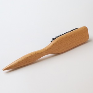 Brosse à poils de sanglier en hêtre la plus vendue, idéale pour éliminer les poils lâches, pour le soin des barbes et le coiffage masculin, logo gravable au laser - Product Image 5