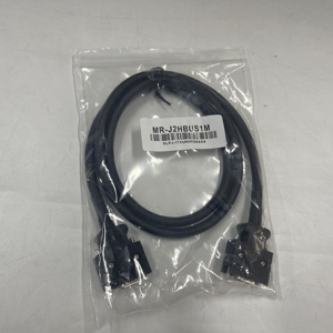 สายเคเบิลเซอร์โวบัสของแท้ใหม่ MR-J2HBUS1M - Product Image 1