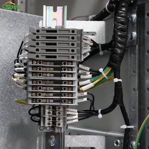 Kabinet Daya Kompensasi Kapasitor Khusus Pengurangan Rugi Reaktif Perangkat Kontrol Tegangan Rendah - Product Image 4