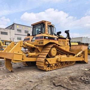 Bulldozer CAT D8R Usado Original con Potente Motor de 185KW, Horas de Trabajo Moderadas, Precio Justo, Ideal para Obras de Recuperación de Terrenos - Product Image 2