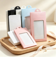 Boîte de présentation de bijoux écologique et recyclable avec fenêtre transparente, emballage pour collier, trou de suspension, carte cadeau en papier kraft multicolore