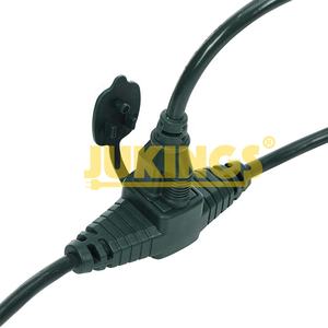 Cable de Extensión para Exteriores con Certificación CETL CUL de 13 A, 1 Divisor de 3 Tomas de Corriente, 16/3C SJTW Resistente a la Intemperie, Cable de 25 Pies - Product Image 2