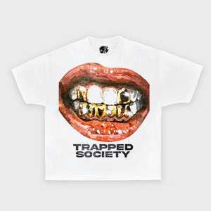 Camiseta Gráfica Trapped Society en Caja, Estilo Oversize Streetwear Y2K - Product Image 1