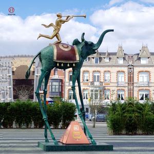 Classique Célèbre En Plein Air Surréalisme Bronze Saint Tuant Le Dragon <span class=keywords><strong>Sculpture</strong></span> - Product Image 3