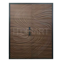 Porte d'entrée double en bois massif Sapele sur mesure, luxe, avec sculpture 3D ondulée, pour projet de villa