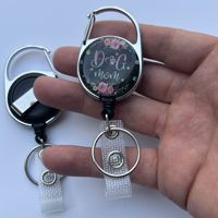 Porta-credenciales retráctil tipo yoyo de plástico ABS resistente con logotipo personalizado al por mayor, mosquetón metálico y soporte para tarjetas de identificación