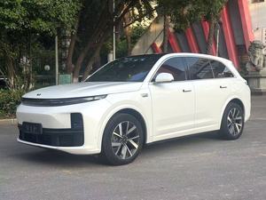 รถยนต์มือสองปี 2023 Li Auto L7 SUV ห้าที่นั่ง พวงมาลัยซ้าย เกียร์อัตโนมัติ ยาง R20 ภายในสีเข้ม มาตรฐานไอเสีย L7 Vi - Product Image 1