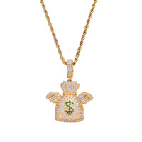 Collier pendentif hip-hop avec ailes et pochette dollar entièrement serties de zircons