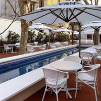 Chaises de bistrot en rotin résistant aux intempéries pour l'extérieur, chaises de salle à manger en rotin PE de style français pour restaurant