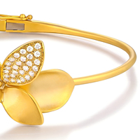 VM JEWELRY Pulsera de Plata 925 con Flor de Calla y Diamantes, Diseño Clásico Unisex, Certificación NGTC, Cadena y Eslabones, Aniversario