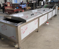 Chaîne de production de pasteurisation automatique à bain-marie continu de type bande pour cornichons emballés et sauces en conserve