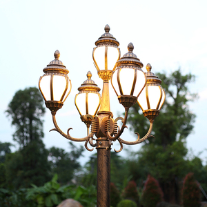 Lampe <span class=keywords><strong>de</strong></span> <span class=keywords><strong>jardin</strong></span> <span class=keywords><strong>en</strong></span> <span class=keywords><strong>fonte</strong></span> antique <span class=keywords><strong>de</strong></span> style europé<span class=keywords><strong>en</strong></span>, imperméable, haute, pour villa, cour extérieure, <span class=keywords><strong>de</strong></span> haute qualité, pour cour extérieure - Product Image 2
