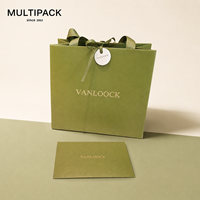 Sac cadeau en papier kraft vert de luxe écologique avec logo personnalisé, ruban et carte assortie pour l'emballage de bijoux, de montres et de parfums