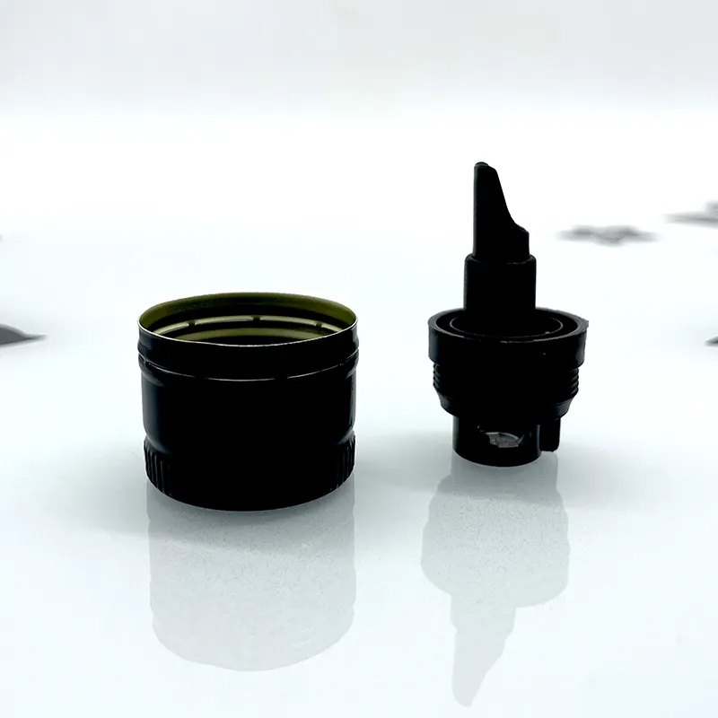 Zwarte Aluminium Dop Voor Flessen Olijfolie 31.5*24 Mm Niet-Navulbare Aluminium Dop Met Plastic Schenker