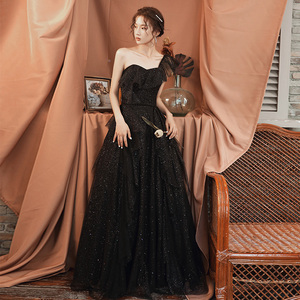 2025 nuovi stili di alta qualità autunno <span class=keywords><strong>nero</strong></span> cristallo lucido abito da sera con perline - Product Image 4