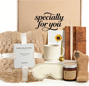 Coffret Cadeau Relaxation Lunaire 9 Pièces pour Femme – Couverture Douillette et Journal – Idéal pour l'Autosoins, Anniversaire ou Remerciement - Product Image 2