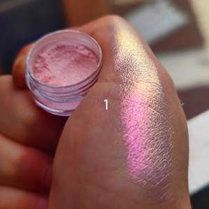 อายแชโดว์กากเพชรแบบผงแวววาวติดฉลากส่วนตัวอายแชโดว์สีขาวเปลี่ยนสีได้อายแชโดว์แวววาวแบบไม่มีโลโก้ - Product Image 2
