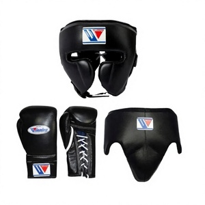 Gants de boxe professionnels personnalisés en similicuir à lacets avec sangle de poignet réglable et fermeture auto-agrippante pour l'entraînement en salle de sport pour adultes - Product Image 4