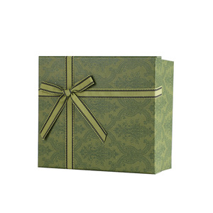 Wedding souvenir carton paper boxes gift creative design flowers rag doll gift packaging paper box