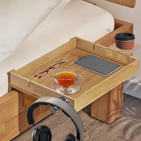 Étagère de chevet en bambou en gros pour lit superposé, plateau flottant à clipser, essentiels pour dortoir avec porte-gobelet et crochet