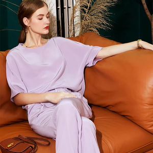 Top de temperamento de ácido acético importado de Japón Simple de diseñador carolingio + Pantalones rectos drapeados traje de mujer - Product Image 1