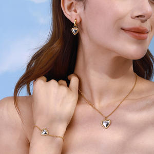 CAIOOCHE Juego de Joyería Fina Bicolor de Dos Tonos con Corazón, Pulseras, Collares y Pendientes de Acero Inoxidable, Joyería de Moda para Mujer - Product Image 2