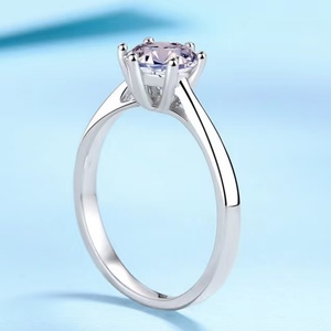 Bague en diamant cultivé en laboratoire certifié IGI, plaqué or 18 carats, taille ronde, 2 carats, D VVS, halo caché, bague de fiançailles pour femme - Product Image 2