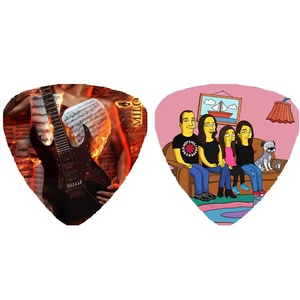 Guitare en celluloïd personnalisée en forme de triangle noir pur, impression <span class=keywords><strong>double</strong></span> face sur plectre noir massif 0.46mm 0.71mm 0.96mm - Product Image 6
