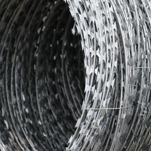 ลวดหนามสแตนเลสแบบโค้งงอสำหรับรั้วความปลอดภัยสูง - Product Image 5