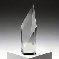 Trophées en cristal vierges de qualité supérieure, disponibles en formes cylindrique, carrée, ronde, pentagonale, hexagonale, octogonale et en forme de tour, fabrique de trophées