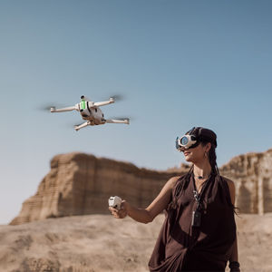Insta 360 ANTIGRAVITY A1 Infinity Cinematic Drone 4K/8K <span class=keywords><strong>Platform</strong></span> Pengambilan Gambar Udara dengan Kamera yang Dstabilkan dan Daya Tahan Lama - Product Image 5