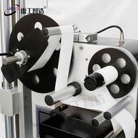 Machine d'étiquetage verticale électrique à bras oscillant 6000-Swing-arm avec PLC et moteur pour l'emballage des cartons
