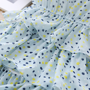 Productos Innovadores para Importación: Vestido de Verano para Niña con Capas de Tul y Flores, para Venta en Línea - Product Image 2