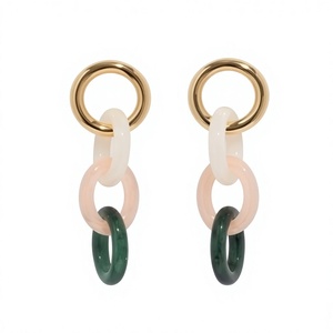 Boucles d'oreilles en résine faites à la main en gros pour femmes, accessoires de bijouterie colorés et tendance pour la vente au détail en boutique - Product Image 1
