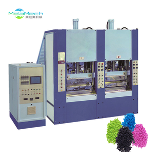 MelaMech工場工場でのスポーツサンダル製造用自動EVA単色垂直射出靴成形機 - Product Image 1