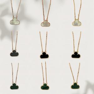 Le collane di <span class=keywords><strong>quadrifoglio</strong></span> all'ingrosso di alta qualità sono adatte come regali per le signore da portare alle feste. - Product Image 2