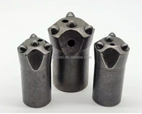 En stock : Accessoires pour perforatrice de roche : 42 forets à fleurs de prunier, 32 forets à dents sphériques, foret à quatre dents sphériques
